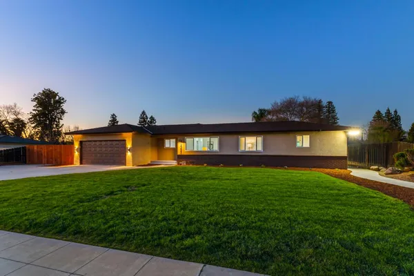 $750,000 | 2325 Sierra Avenue, Clovis, CA 93611