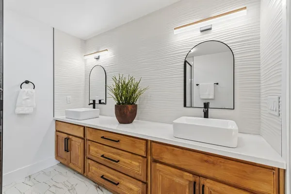 $750,000 | 2325 Sierra Avenue, Clovis, CA 93611