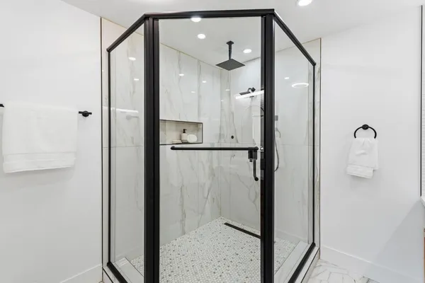 $750,000 | 2325 Sierra Avenue, Clovis, CA 93611