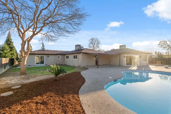 $750,000 | 2325 Sierra Avenue, Clovis, CA 93611