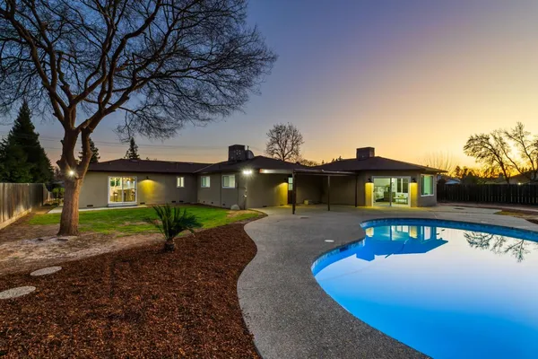 $750,000 | 2325 Sierra Avenue, Clovis, CA 93611