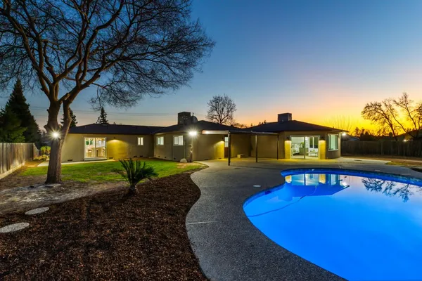 $750,000 | 2325 Sierra Avenue, Clovis, CA 93611