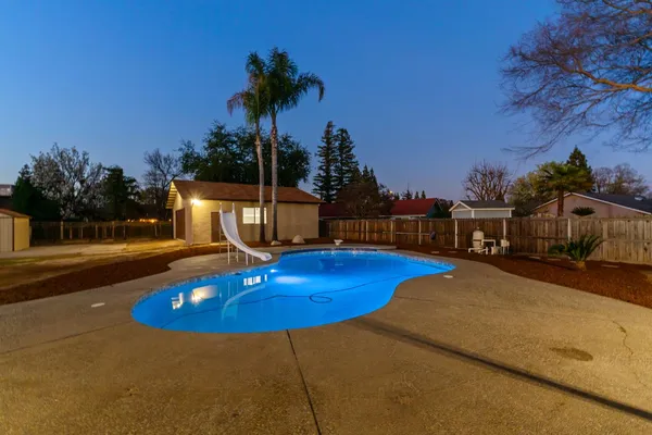 $750,000 | 2325 Sierra Avenue, Clovis, CA 93611