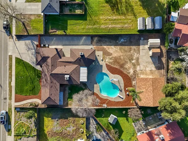 $750,000 | 2325 Sierra Avenue, Clovis, CA 93611