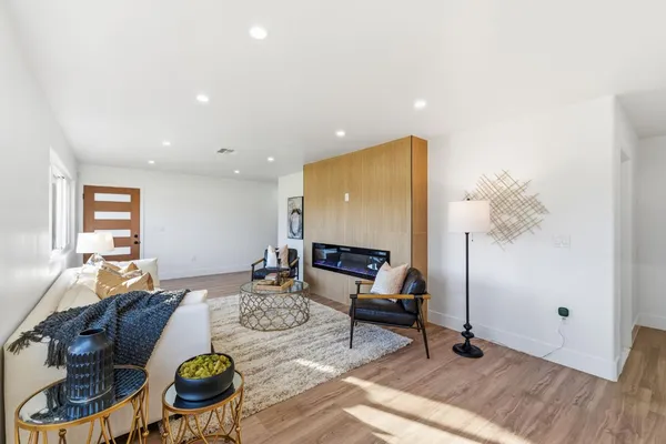 $750,000 | 2325 Sierra Avenue, Clovis, CA 93611