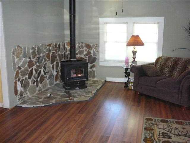 839 Blue Ridge Avenue Belton, SC 29627 - Photo 3 of 23