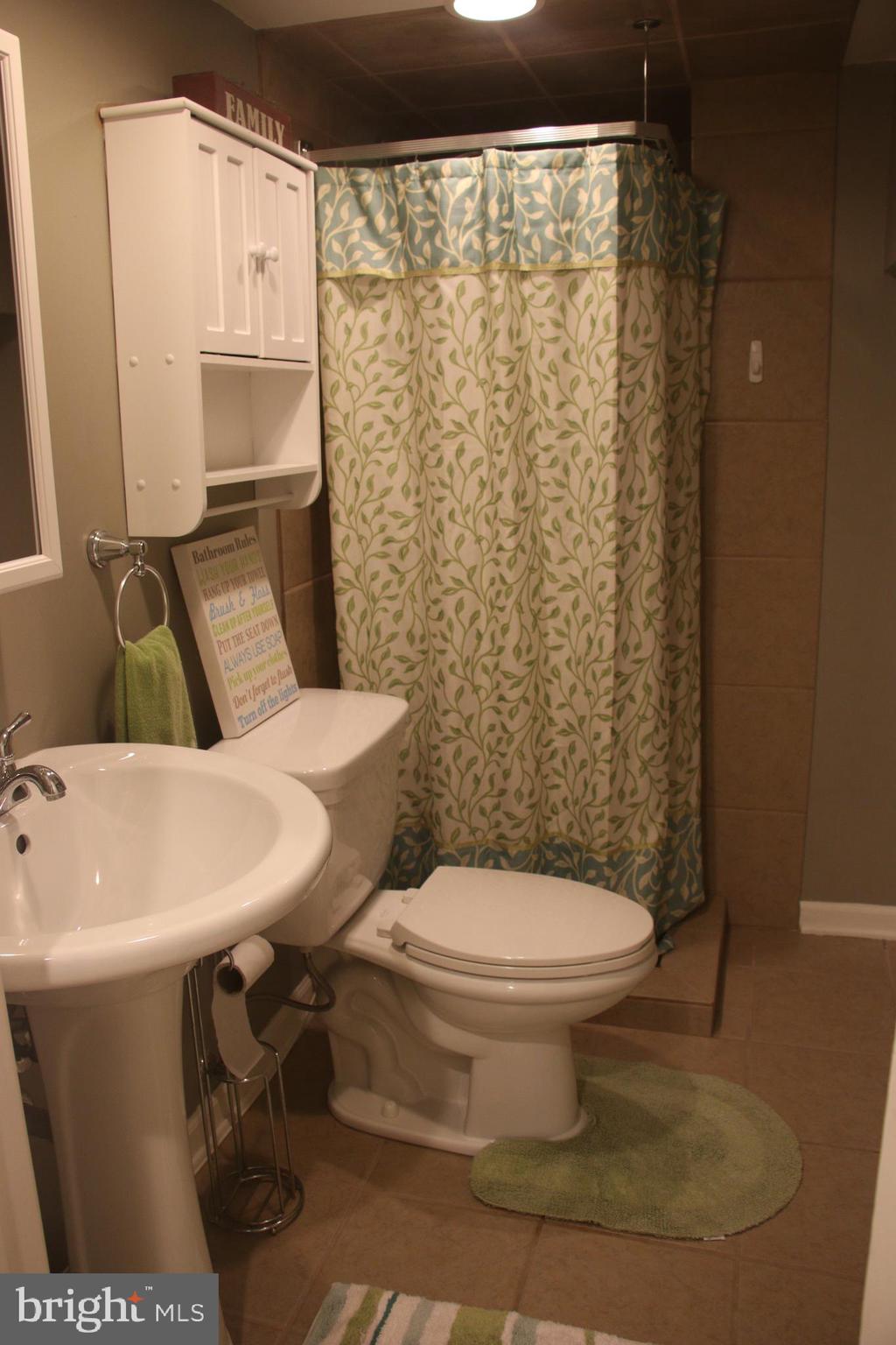 40 Falmouth Road Hamilton, NJ 08620 - Photo 14 of 24 Finished Basement Full Bathroom