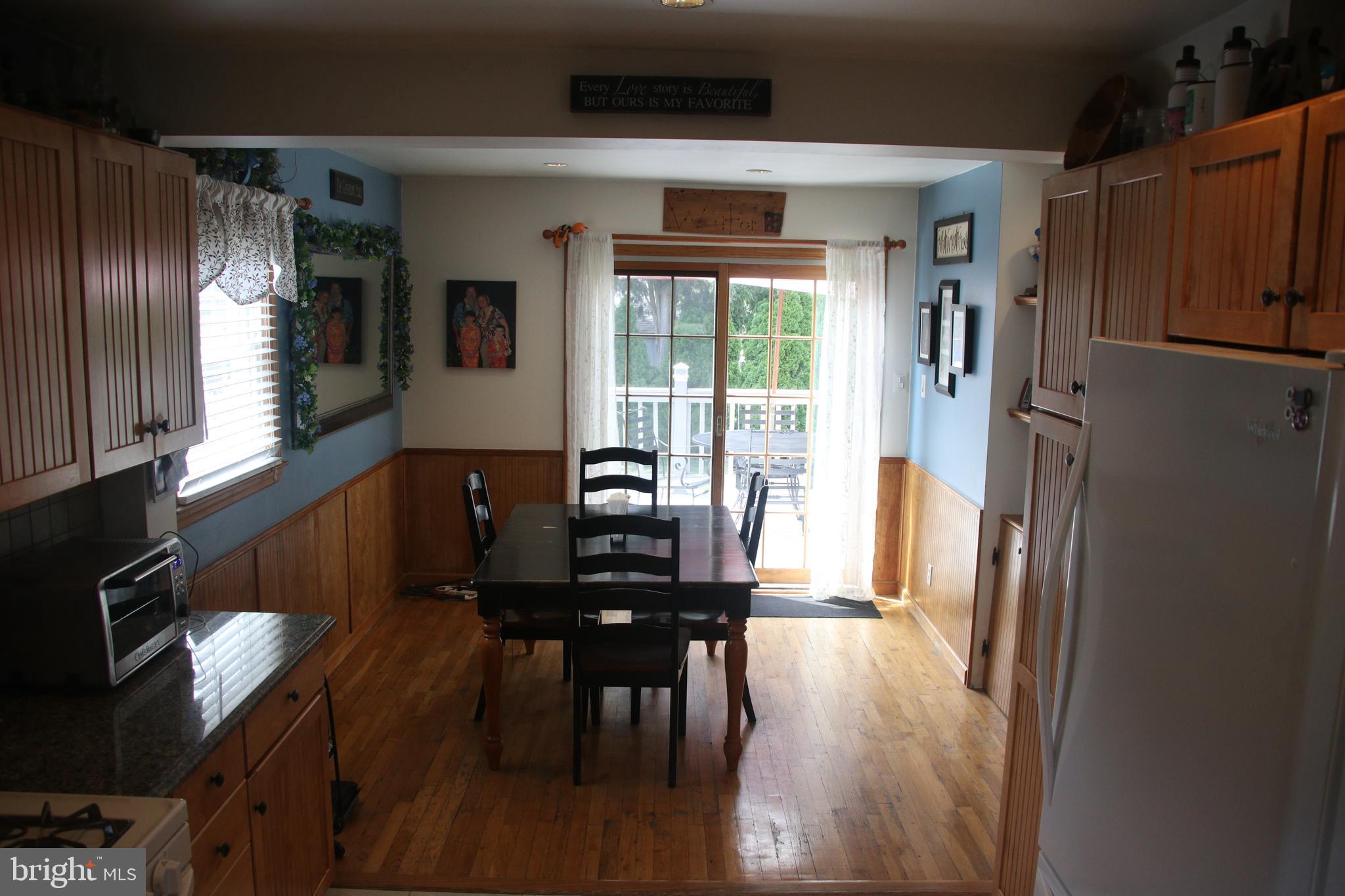40 Falmouth Road Hamilton, NJ 08620 - Photo 5 of 24 Kitchen/Dining