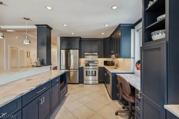 $699,999 | 11 Euclid Avenue, Unit 4D, Summit, NJ 07901