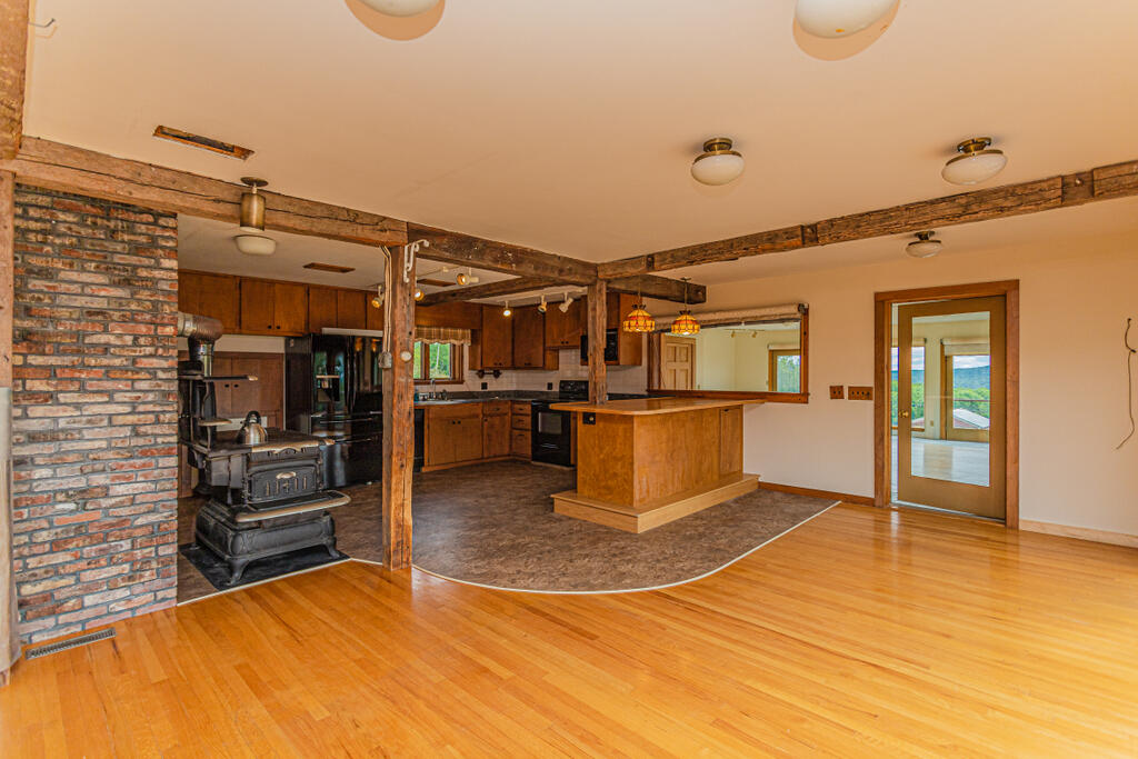 300 Mosher Hill Road Farmington, ME 04938 - Photo 20 of 81 photo-28