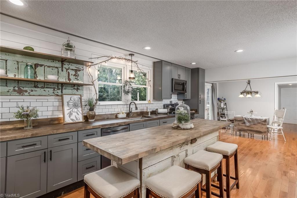 550 Pannel Road Reidsville, NC 27320 - Photo 11 of 40 Kitchen