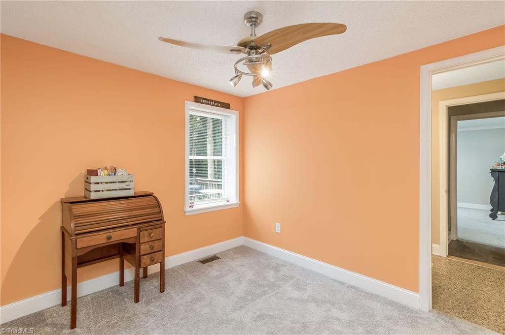 550 Pannel Road Reidsville, NC 27320 - Photo 19 of 40 Bedroom 2