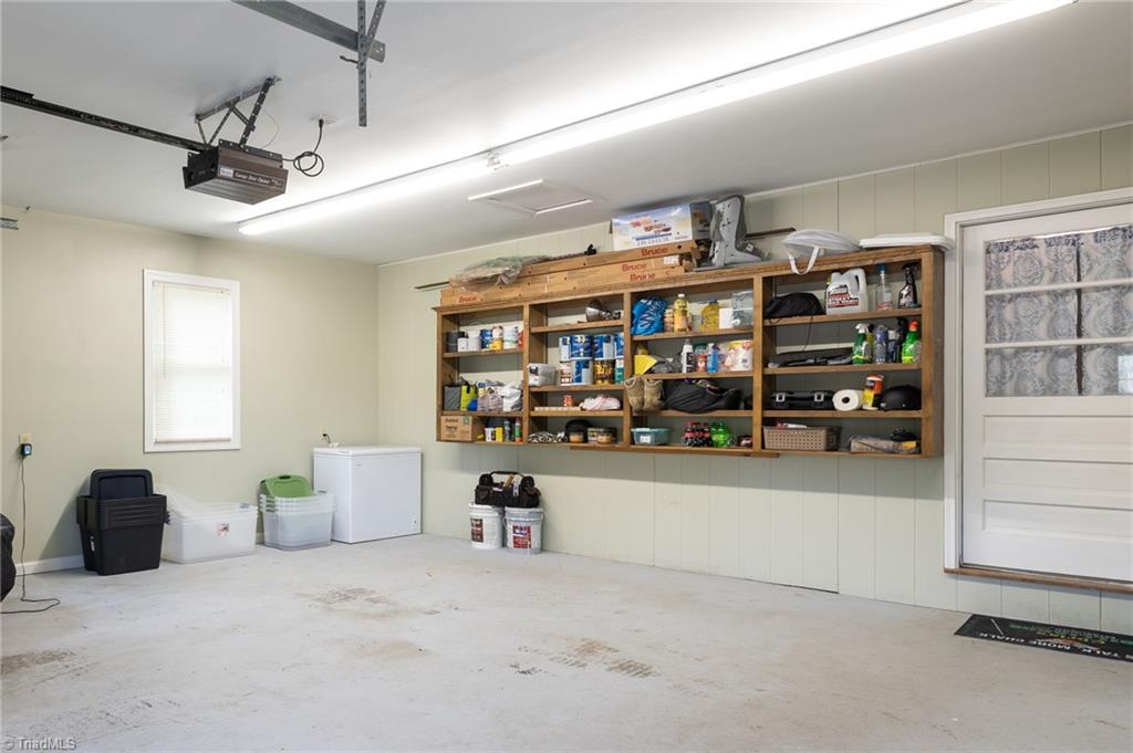 550 Pannel Road Reidsville, NC 27320 - Photo 25 of 40 Garage w/shelving