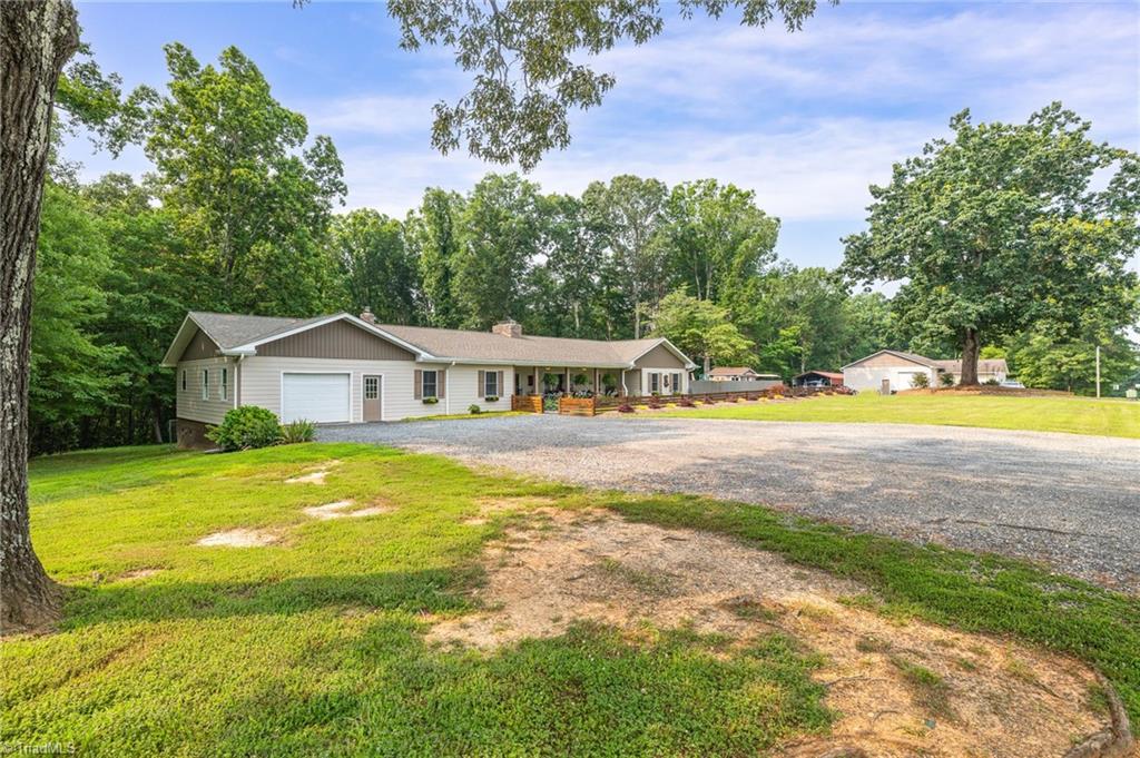550 Pannel Road Reidsville, NC 27320 - Photo 4 of 40 Gallery Image 4