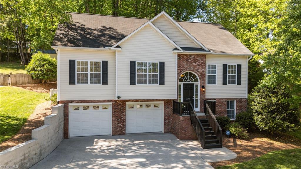 2241 Briar Glen Road Winston-Salem, NC 27127 - Photo 1 of 23