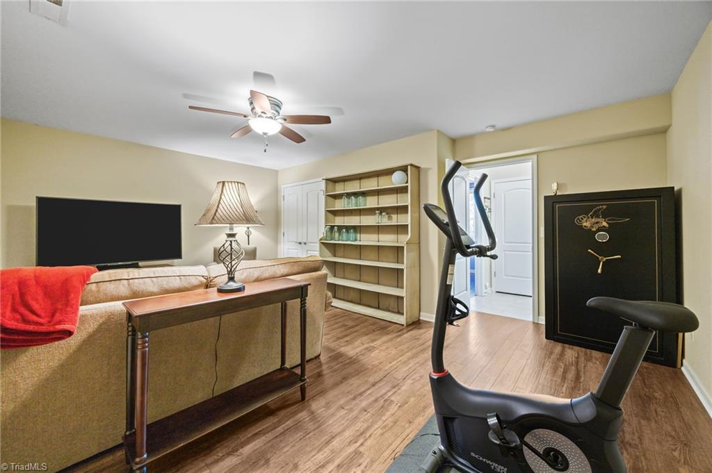 2241 Briar Glen Road Winston-Salem, NC 27127 - Photo 20 of 23
