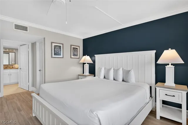 $575,000 | 1501 Middle Gulf Drive, Unit 306G, Sanibel, FL 33957