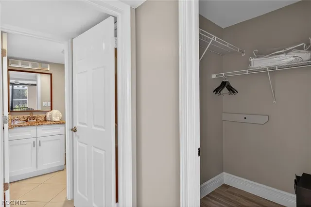 $575,000 | 1501 Middle Gulf Drive, Unit 306G, Sanibel, FL 33957