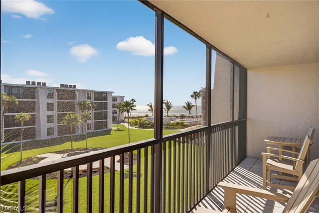 $575,000 | 1501 Middle Gulf Drive, Unit 306G, Sanibel, FL 33957