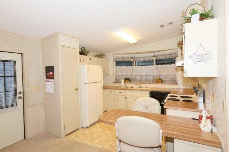 1010 Sebastian Road Barefoot Bay, FL 32976 - Photo 8 of 18 152438_801_18