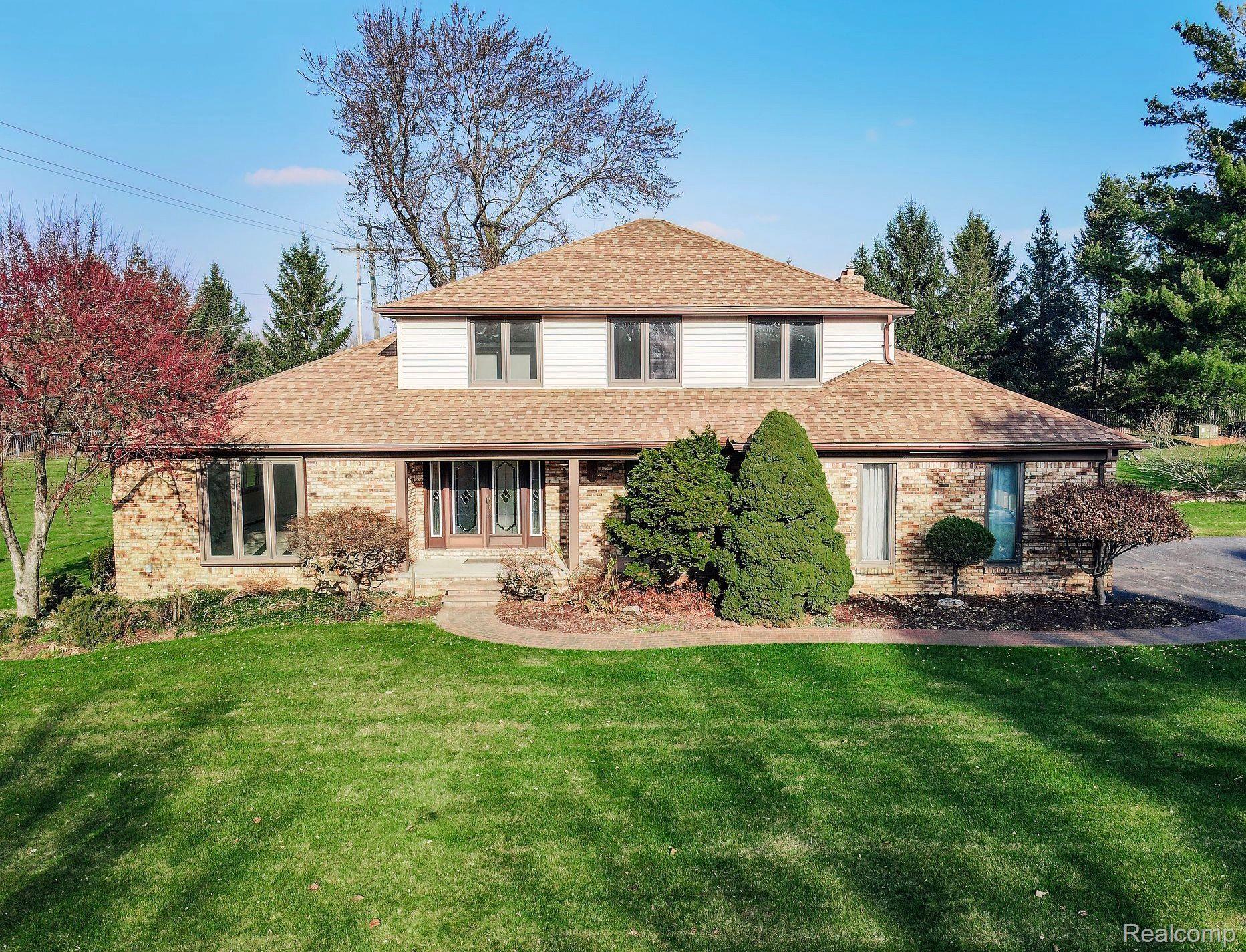 5009 Aintree Road Rochester, MI 48306 - Photo 1 of 41 Gallery Image 1