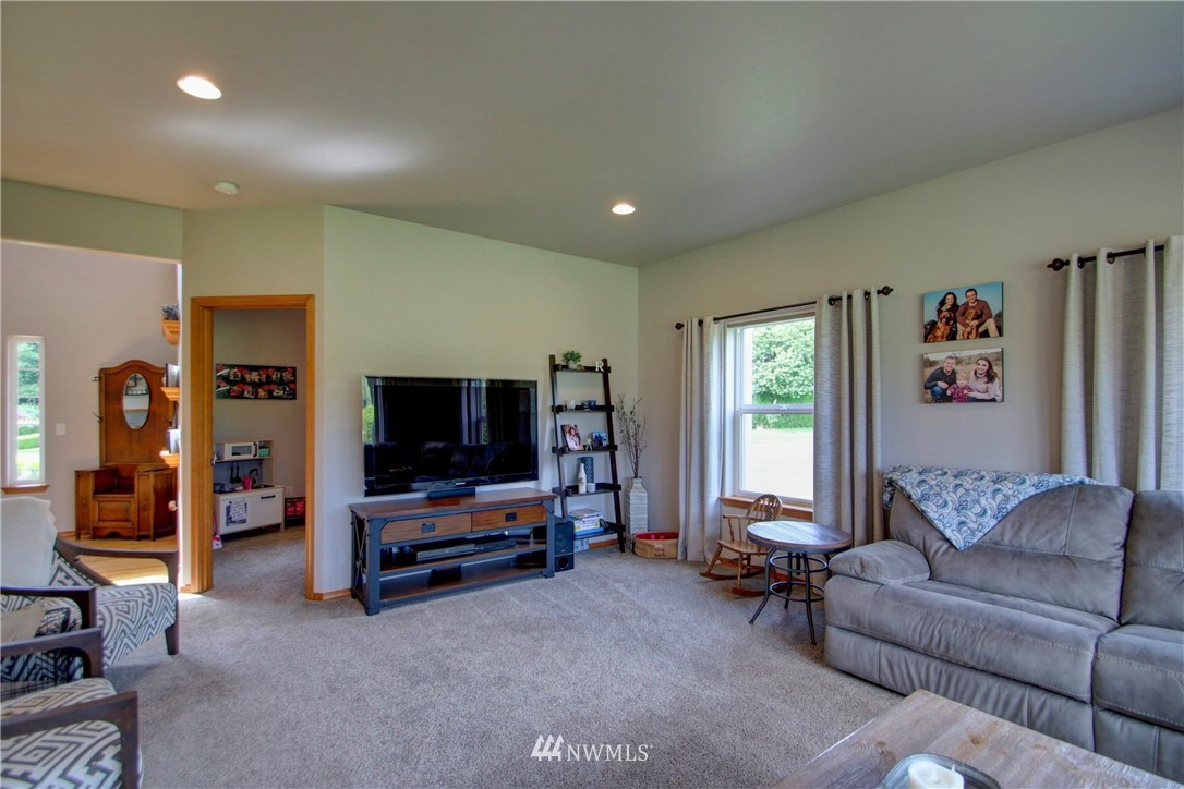 10453 Ridge Place Sedro-Woolley, WA 98284 - Photo 22 of 39 Gallery Image 22