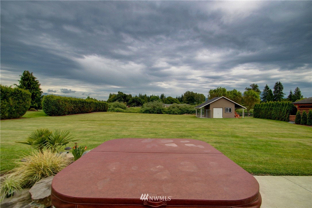 10453 Ridge Place Sedro-Woolley, WA 98284 - Photo 8 of 39 Gallery Image 8