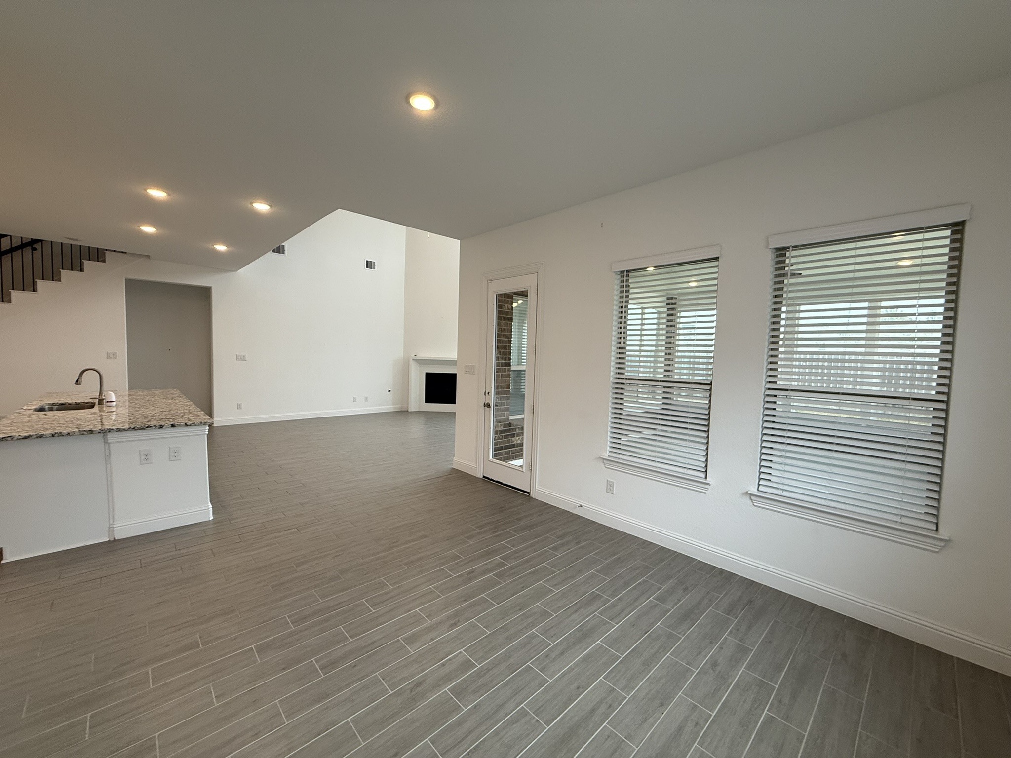 7802 Wayman Pass Fulshear, TX 77441 - Photo 11 of 50 a view of an empty room with a window