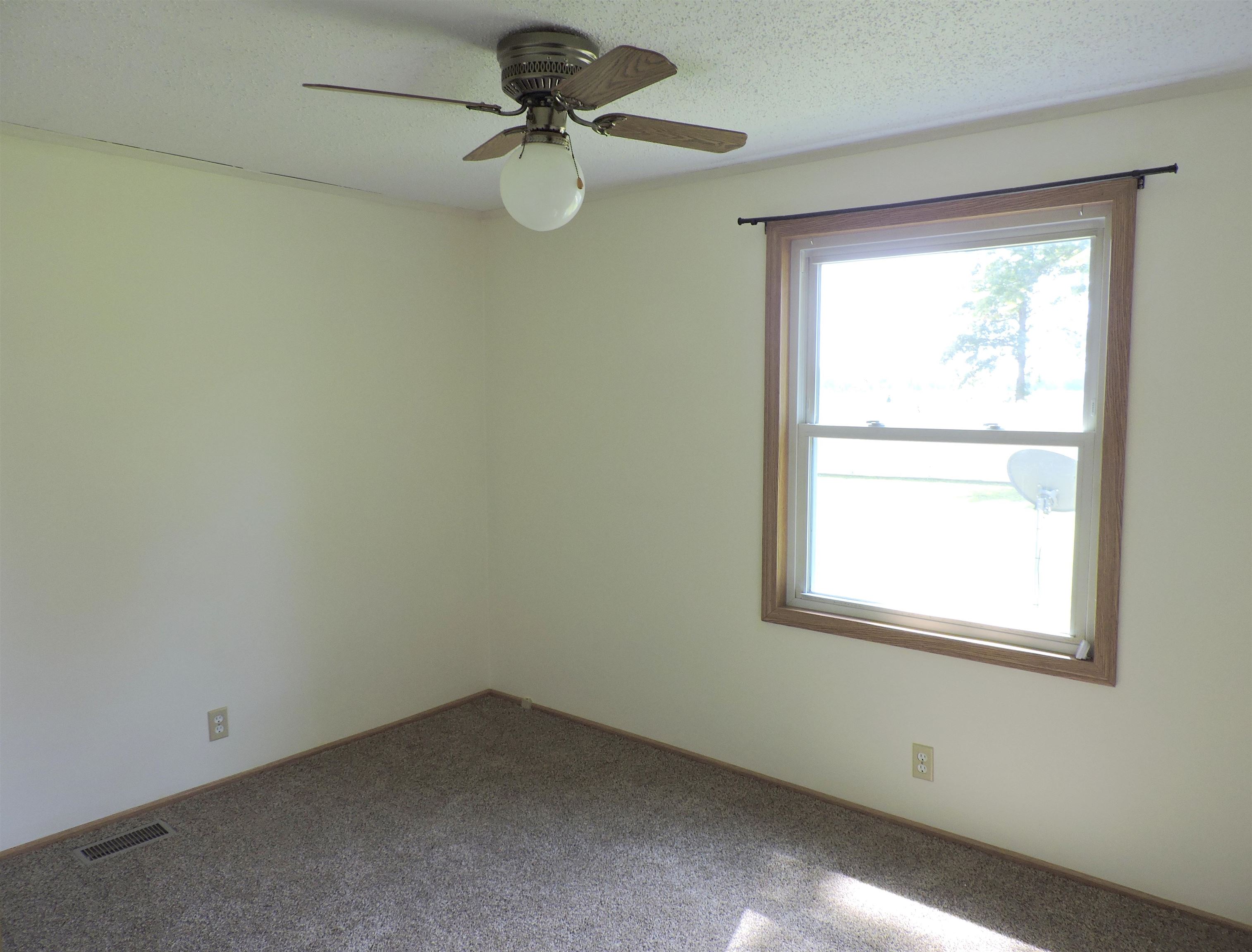 3590 North Carter Road Pinconning, MI 48650 - Photo 22 of 32