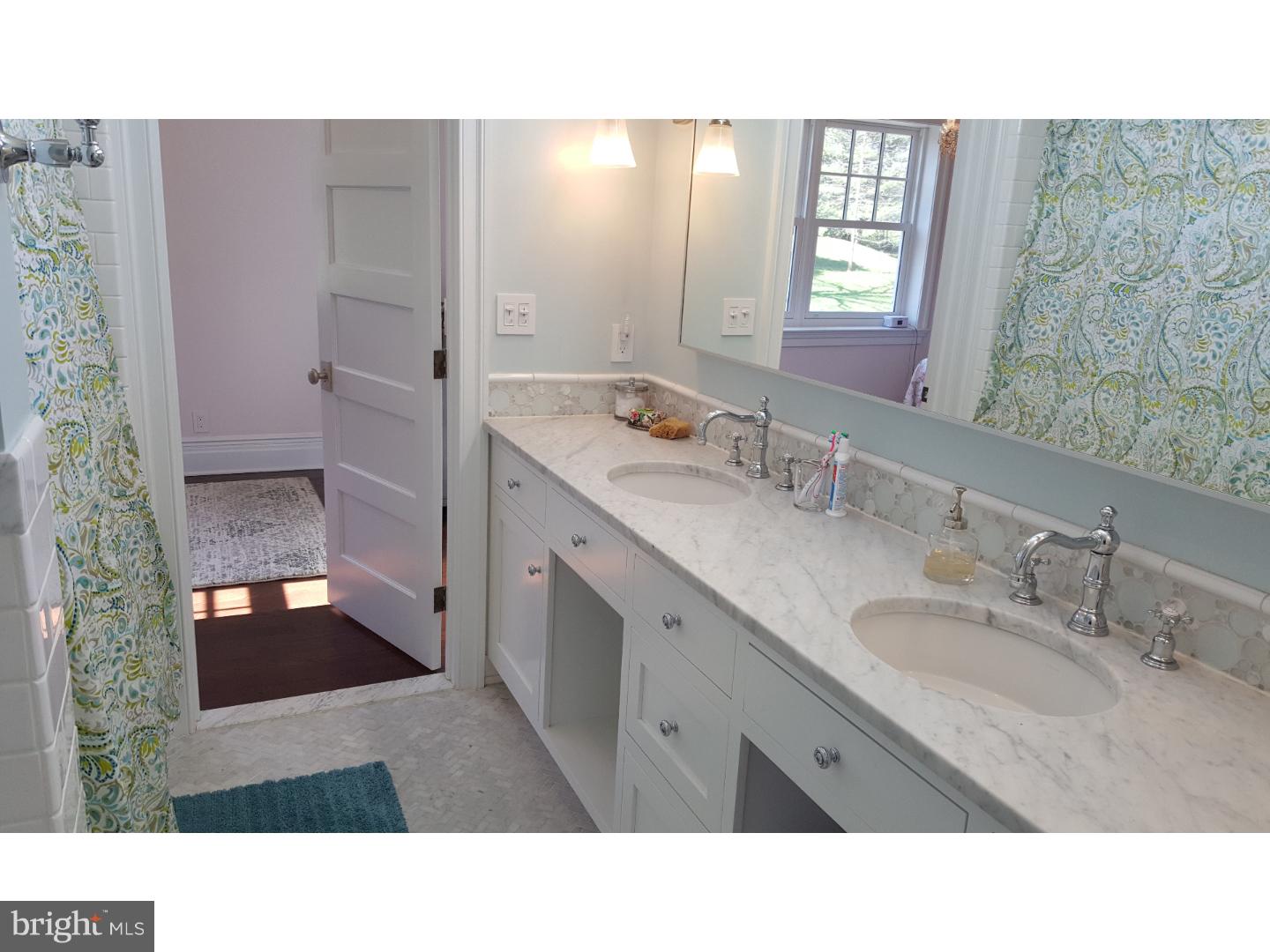 586 Groffs Mill Road Harleysville, PA 19438 - Photo 17 of 24 Bathroom