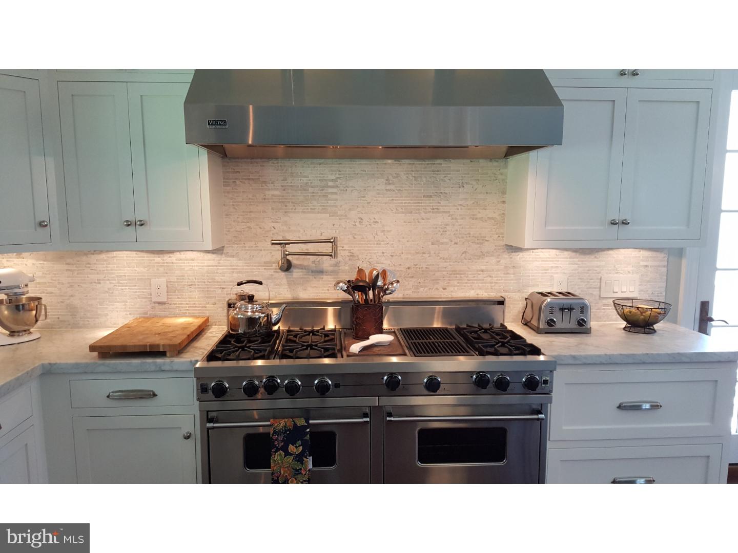 586 Groffs Mill Road Harleysville, PA 19438 - Photo 4 of 24 Kitchen