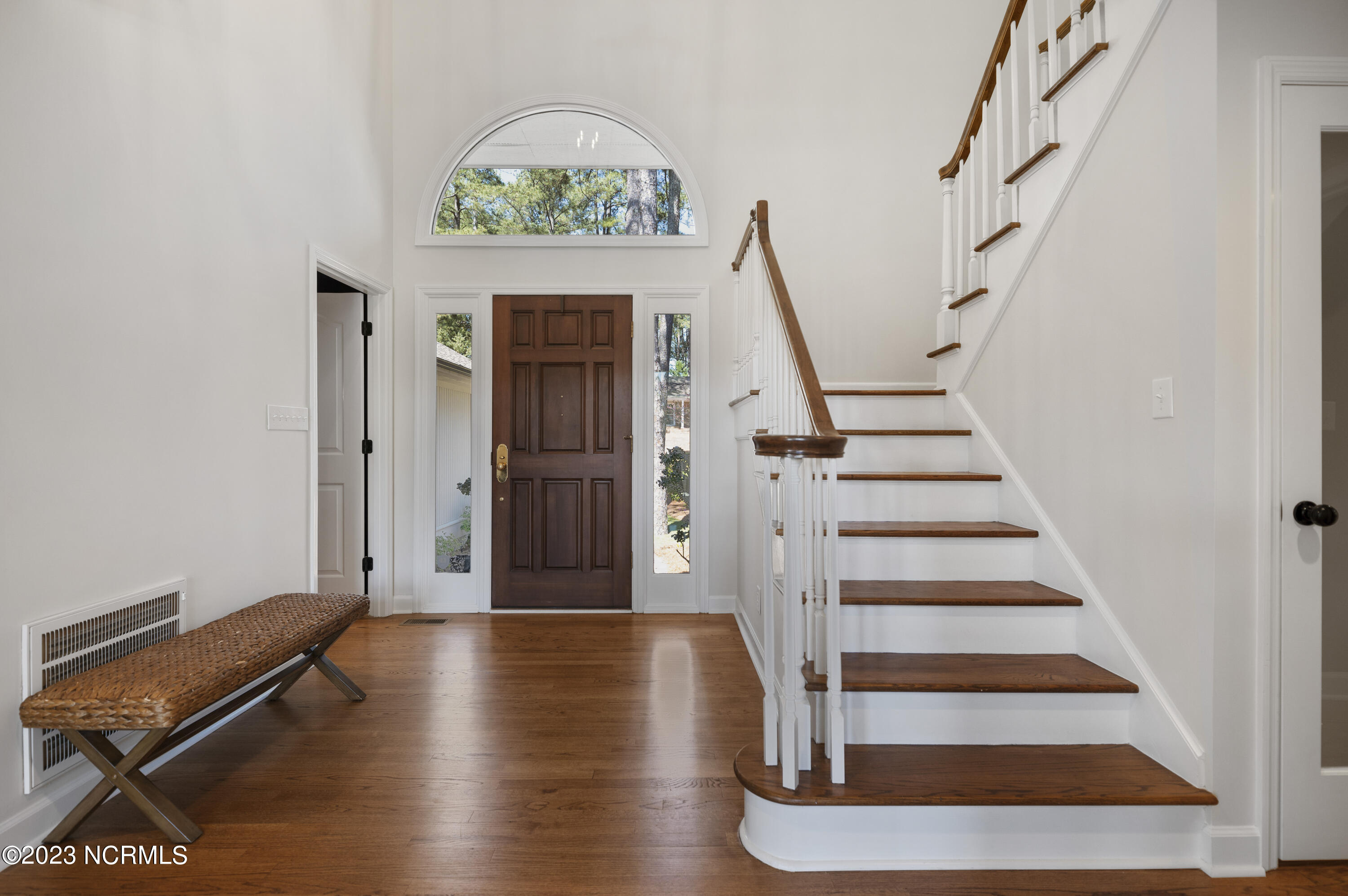 40 Hillcrest Road Pinehurst, NC 28374 - Photo 17 of 67 Foyer