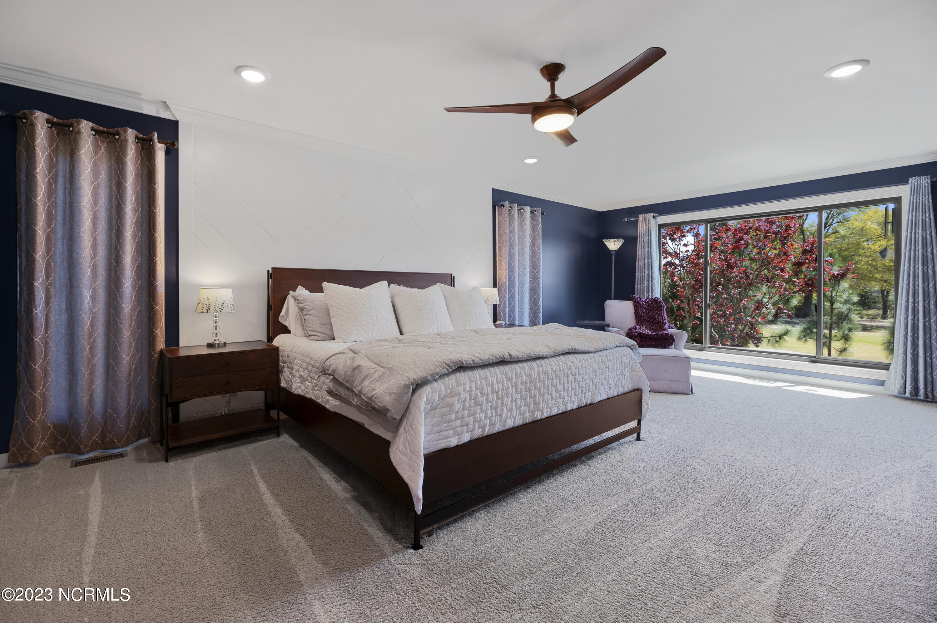 40 Hillcrest Road Pinehurst, NC 28374 - Photo 36 of 67 Custom Shiplap Design
