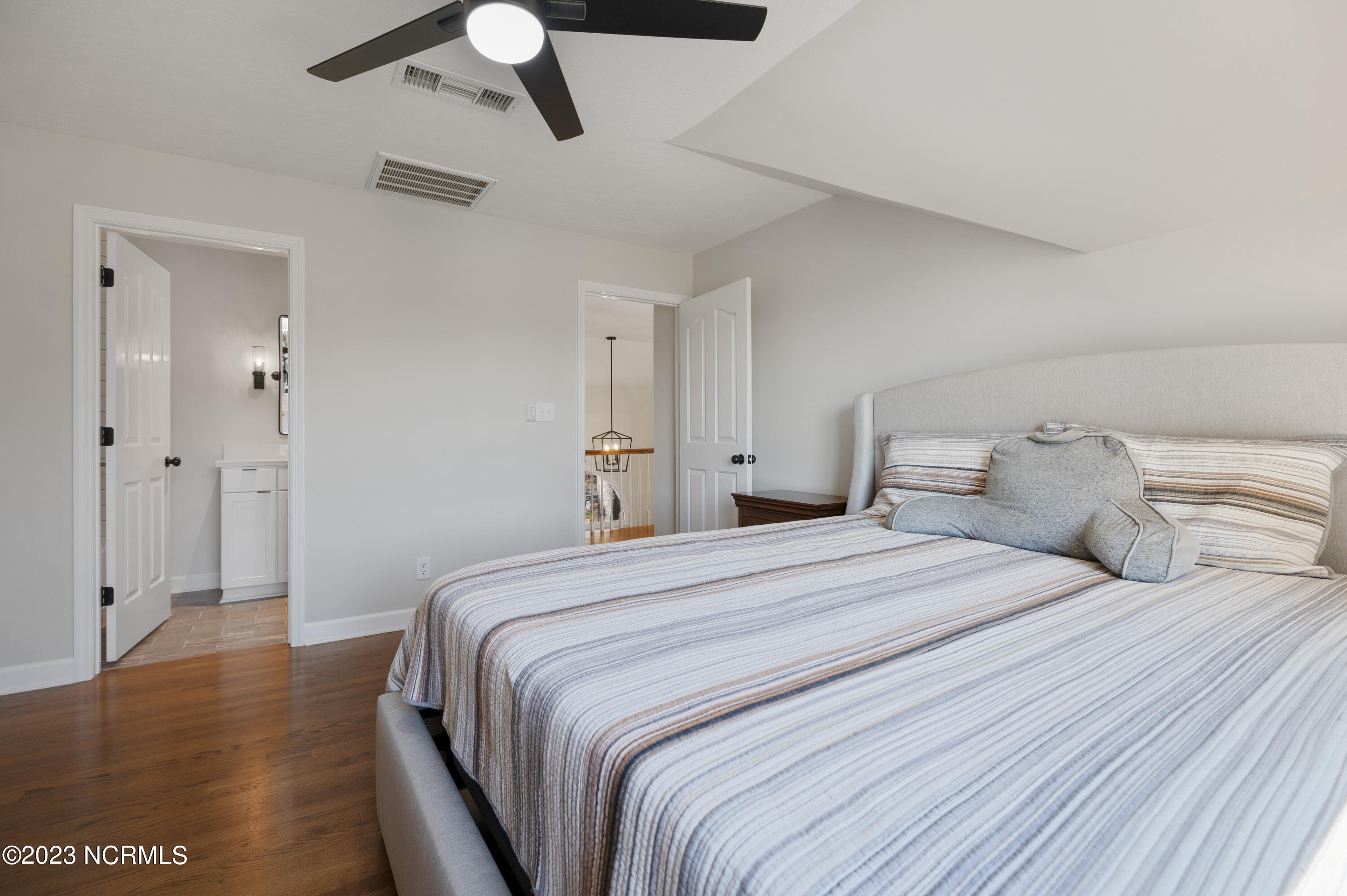 40 Hillcrest Road Pinehurst, NC 28374 - Photo 55 of 67 En suite Bath
