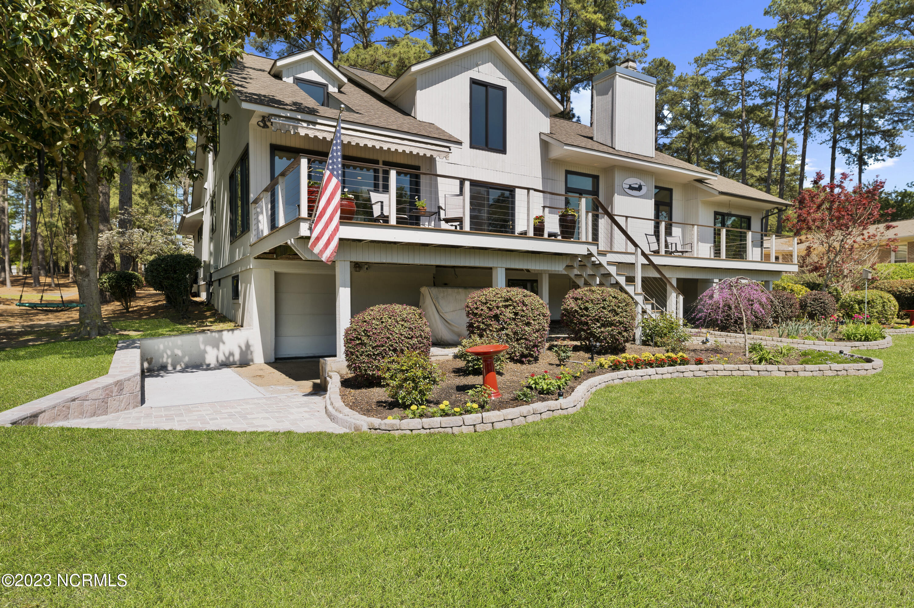 40 Hillcrest Road Pinehurst, NC 28374 - Photo 8 of 67 Paved Golf Cart Driveway with Golf Cart Garage