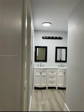 $2,500 | 8893 Fontainebleau Boulevard, Unit 103, Miami, FL 33172