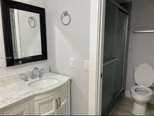 $2,500 | 8893 Fontainebleau Boulevard, Unit 103, Miami, FL 33172