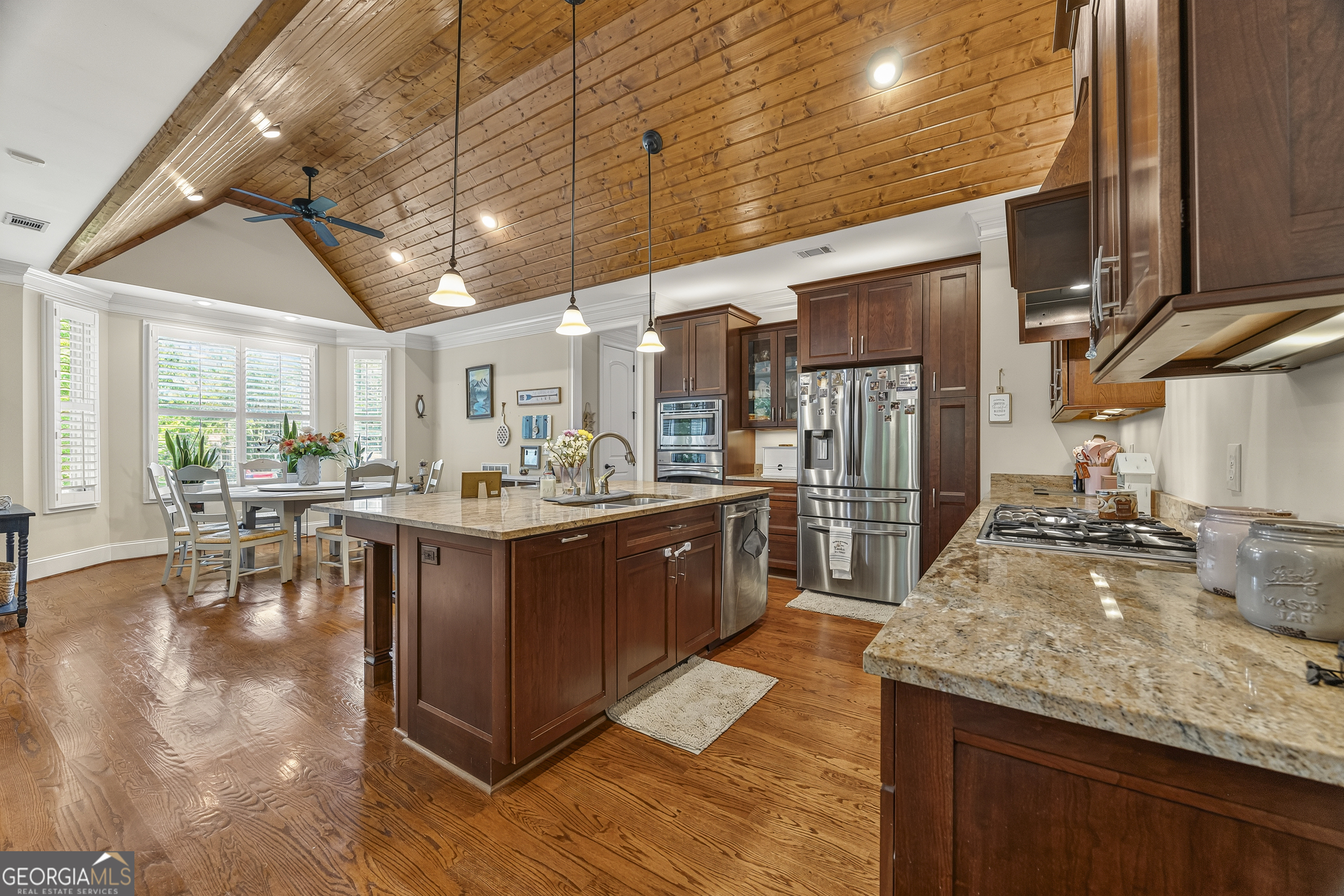540 Capri Point Lavonia, GA 30553 - Photo 8 of 127
