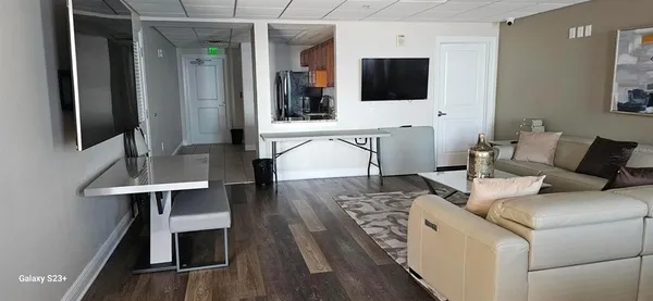 $389,000 | 628 Cleveland Street, Unit 1207, Clearwater, FL 33755