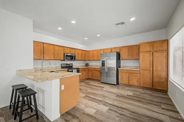 $2,495 | 42323 North 46th Drive, Anthem, AZ 85086