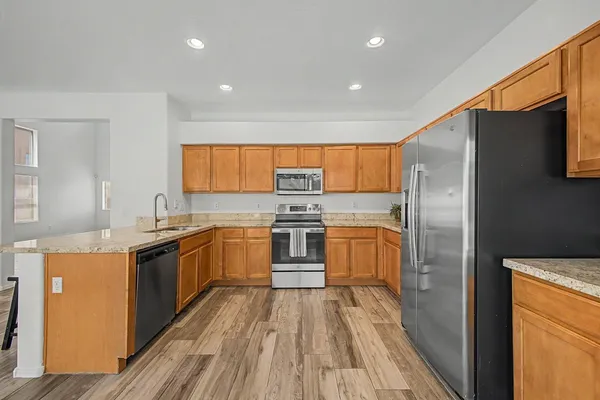 $2,495 | 42323 North 46th Drive, Anthem, AZ 85086