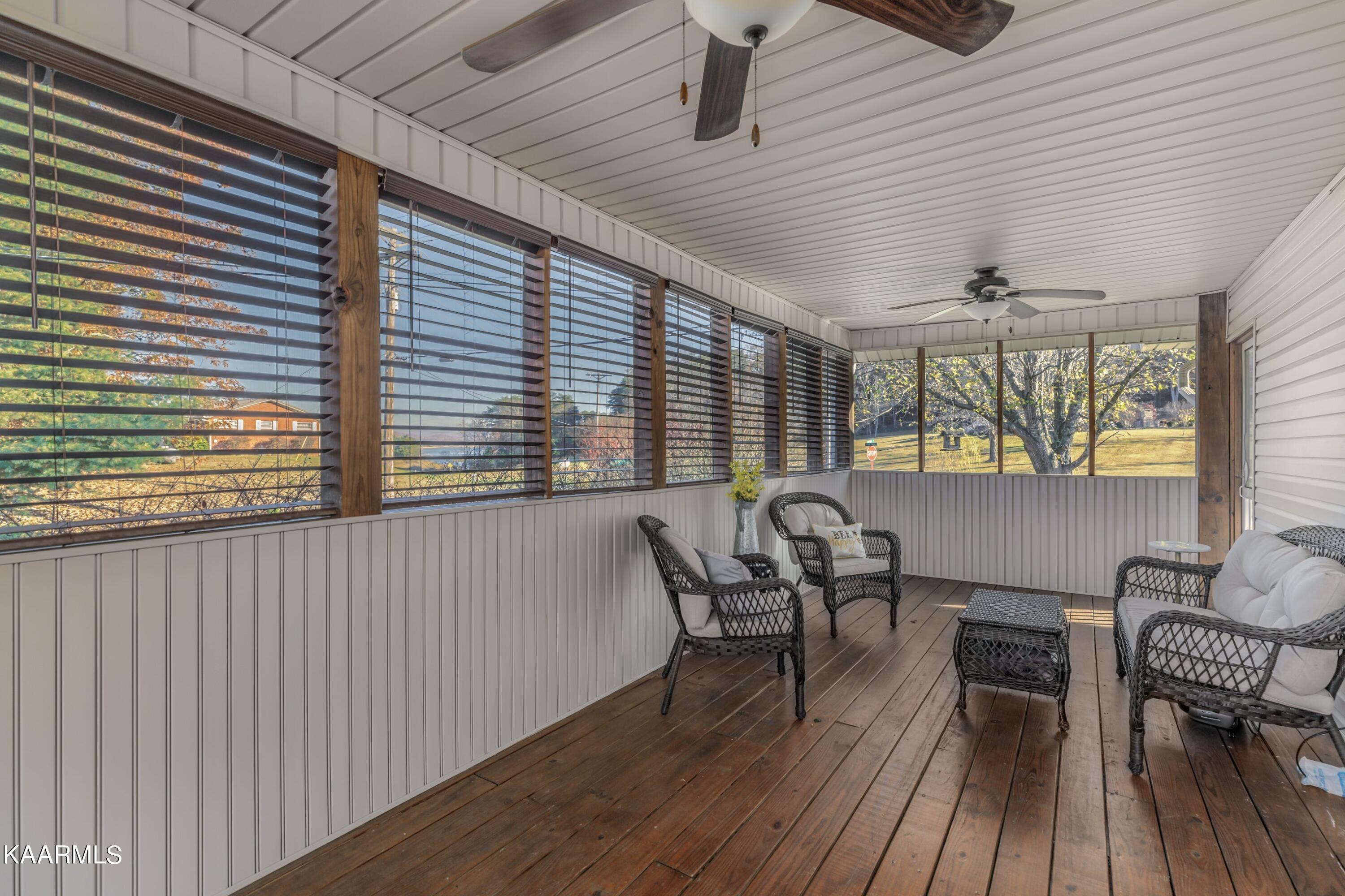 2945 Inman Bend Road Morristown, TN 37814 - Photo 15 of 40 Interior-14.jpg-SMALL