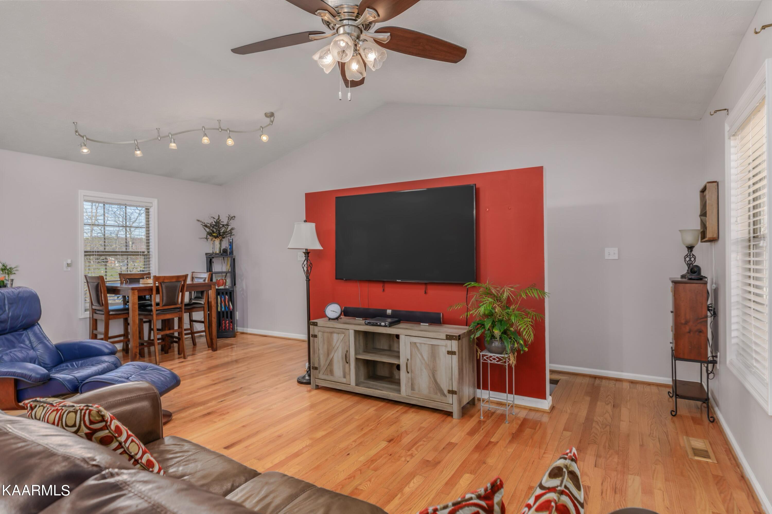 2945 Inman Bend Road Morristown, TN 37814 - Photo 2 of 40 Interior-1.jpg-SMALL