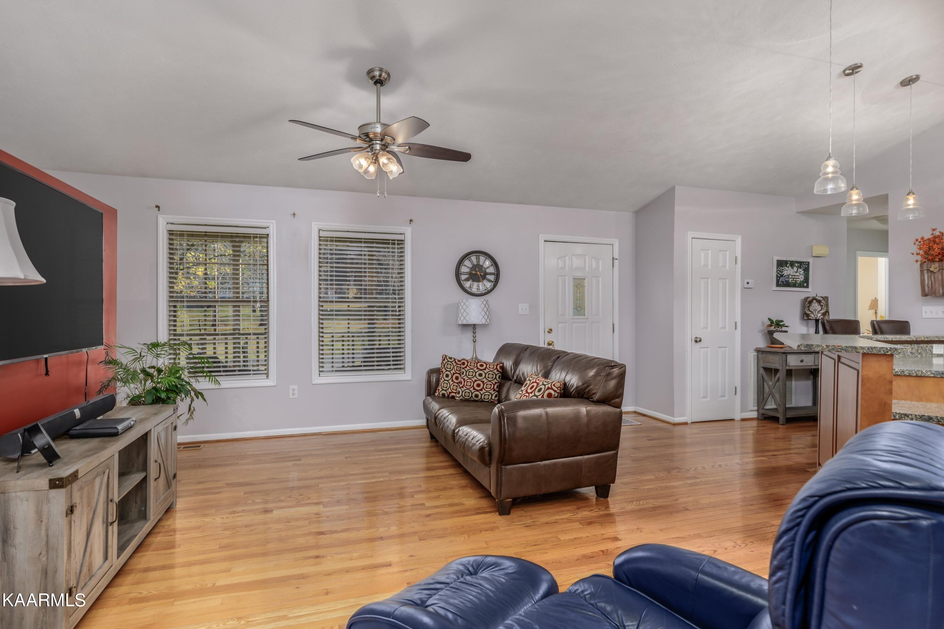 2945 Inman Bend Road Morristown, TN 37814 - Photo 3 of 40 Interior-2.jpg-SMALL