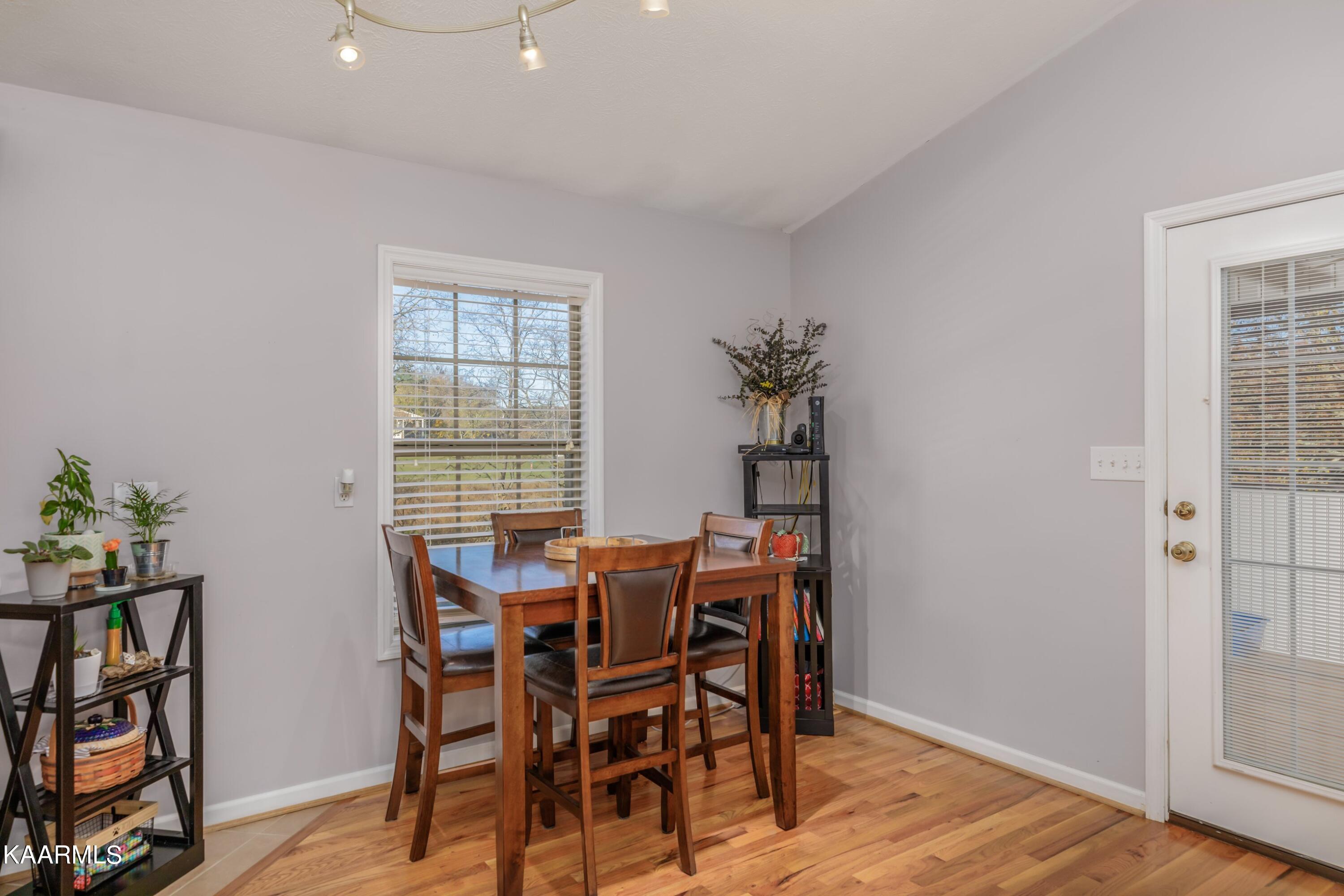 2945 Inman Bend Road Morristown, TN 37814 - Photo 6 of 40 Interior-5.jpg-SMALL