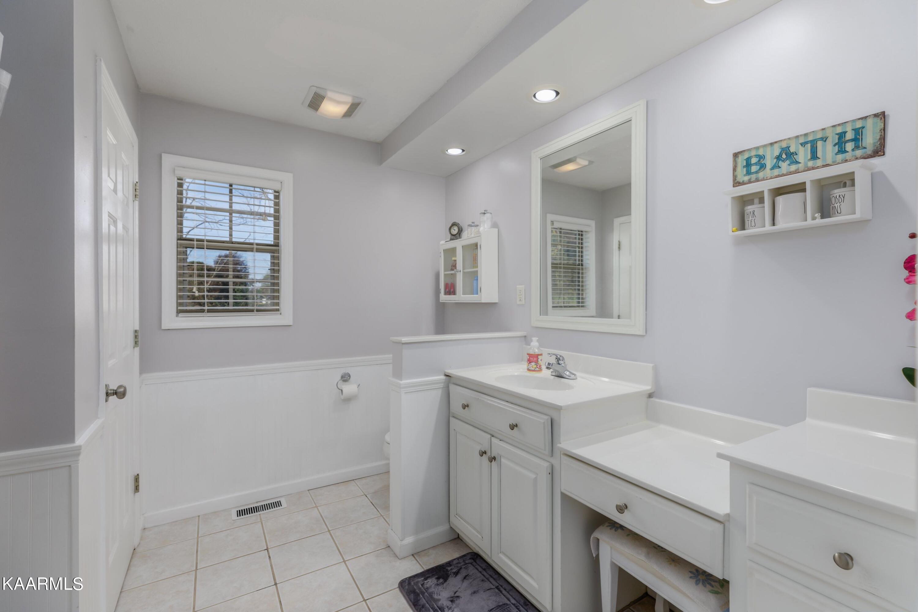 2945 Inman Bend Road Morristown, TN 37814 - Photo 9 of 40 Interior-8.jpg-SMALL