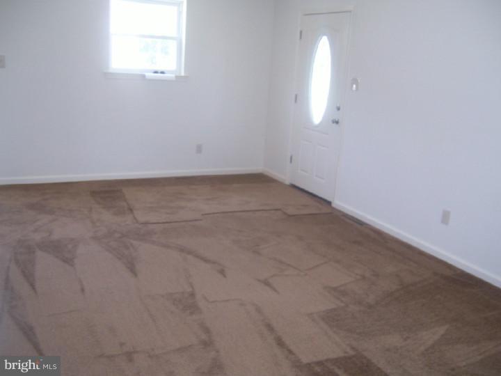 243 Somerset Road Deptford, NJ 08096 - Photo 6 of 21