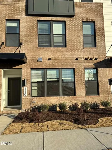 $2,200 | 600 Hedrick Rdg Road, Unit 110, Cary, NC 27519