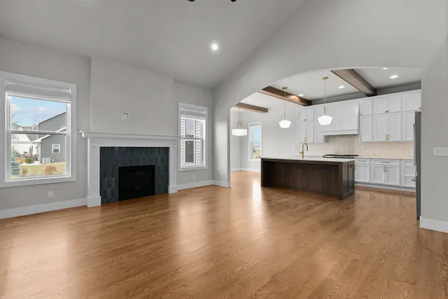 $730,000 | N8861 Noe Road, Menasha, WI 54952