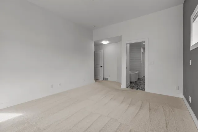 $730,000 | N8861 Noe Road, Menasha, WI 54952